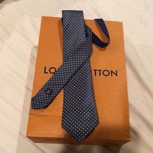 Brand new without tags Louis men’s tie